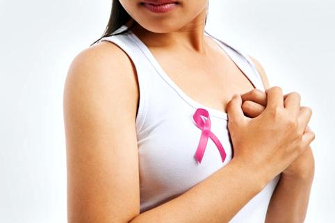 Ученые выяснили, что приводит к раку груди у женщин